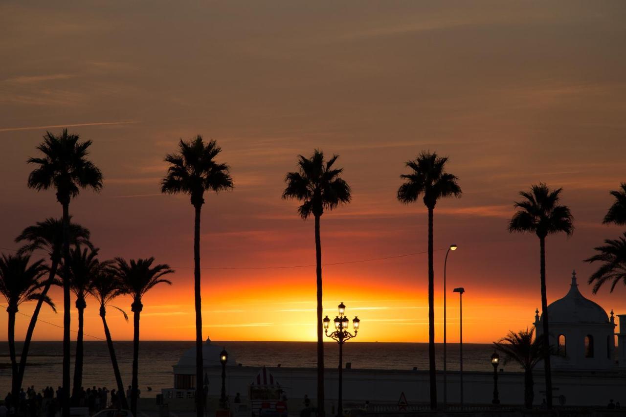 Appartamento The Traveller'S House Con Vistas A Playa La Caleta Cadice Esterno foto